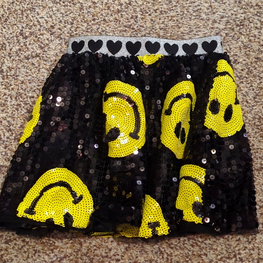 Lola and the Boys Don't Worry Happy Smiley Face Skirt Sequin 4 or 6
